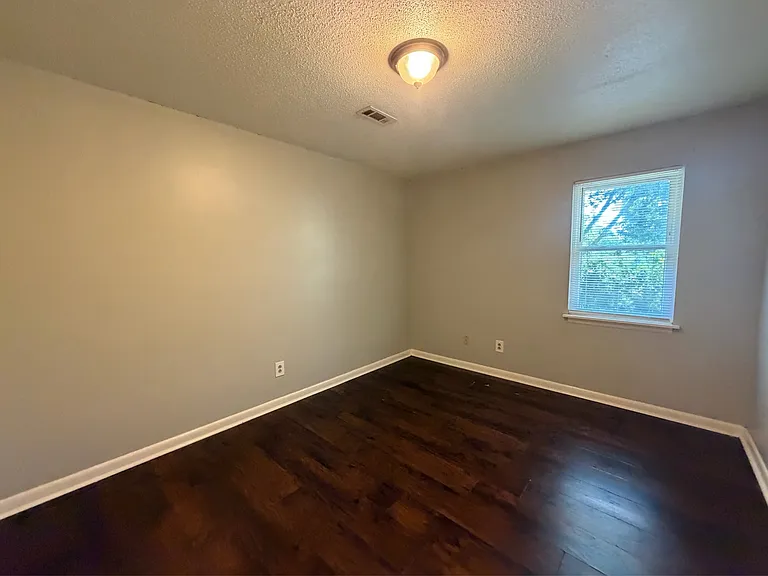 4437 Torrance Dr NW #C — Photo 7