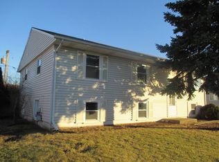 425 Arnold Ave, Romeoville, IL 60446