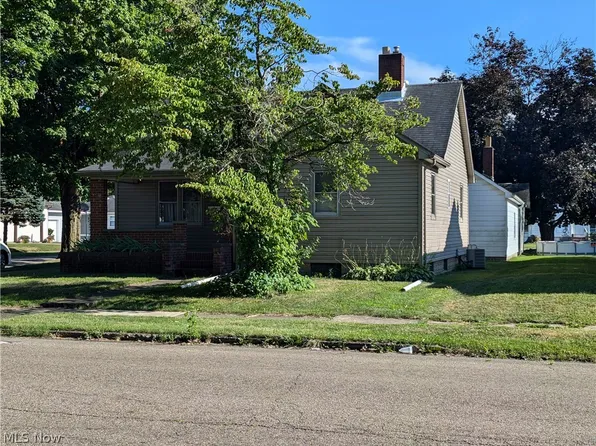 101 W Union Ave, West Lafayette, OH 43845