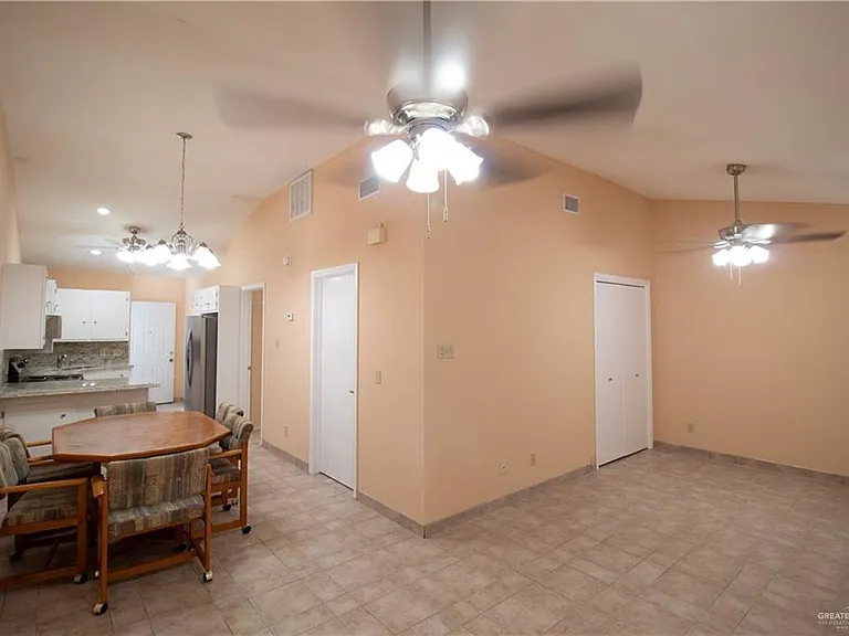 1510 River Bend Dr #6 — Photo 7