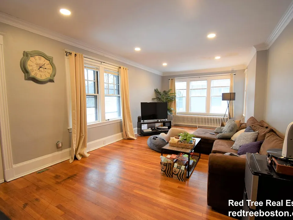 235 Chestnut Hill Ave #2