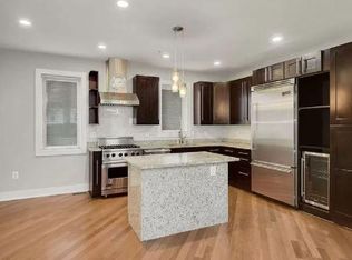 915 3rd St NE #1, Washington, DC 20002