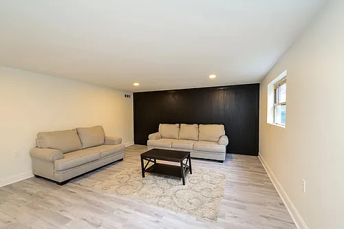 147 Harmon Ave Photo 1