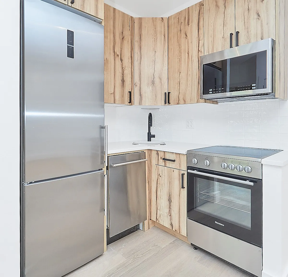 138 Union Street — Photo 2