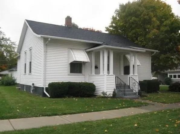 212 S West St, Saint Marys, OH 45885