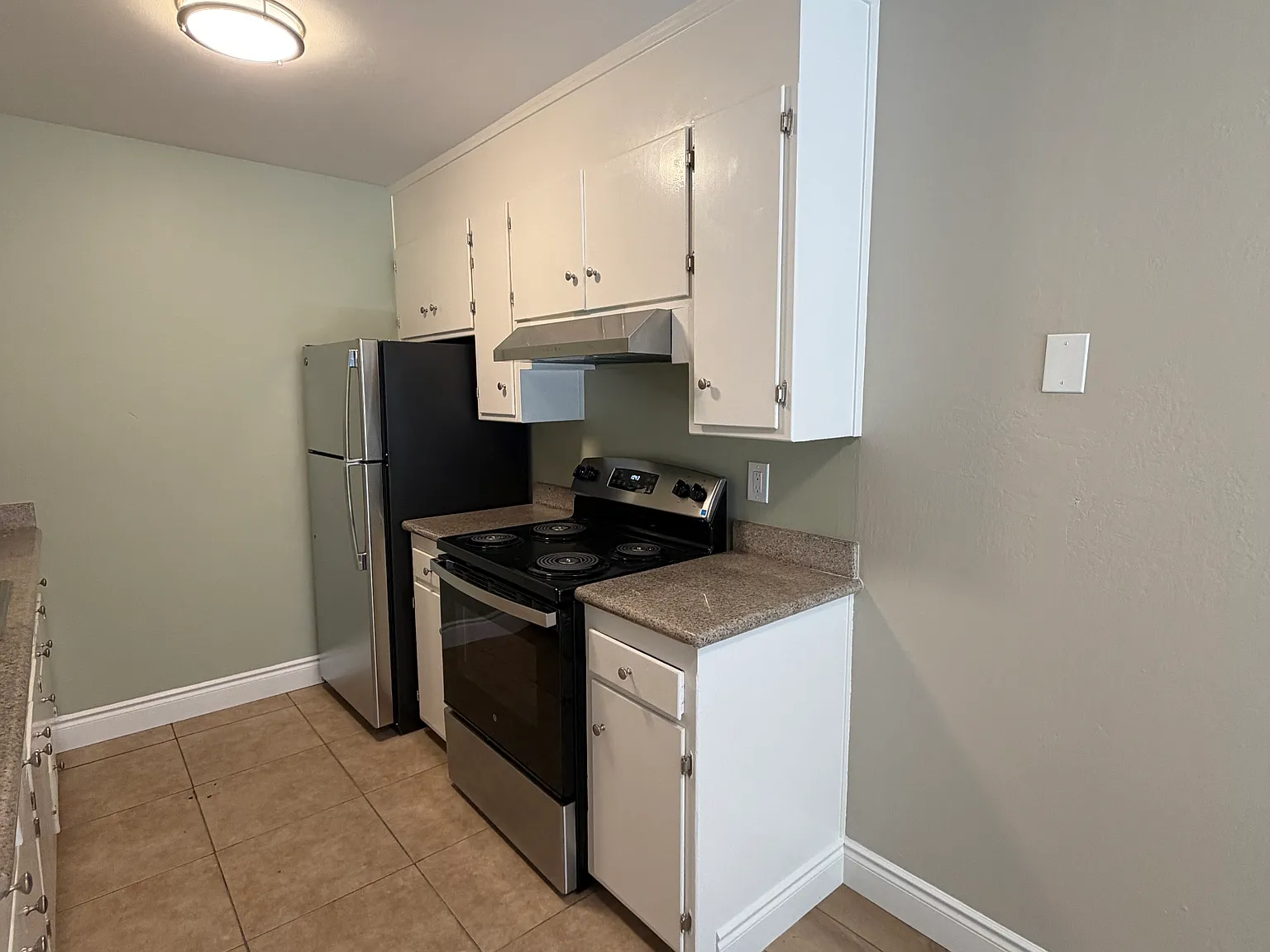 2 bed, 1.5 bath, 1000 sqft, $2,295 — Photo 1