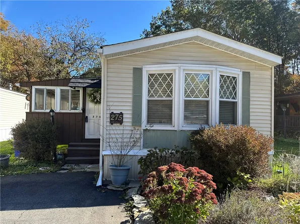 275 Valleyview Dr, Oakdale, PA 15071