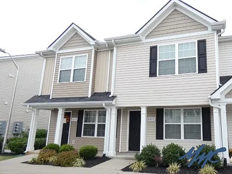 2 bed, 2.5 bath, 1128 sqft, $1,395 — Photo 1