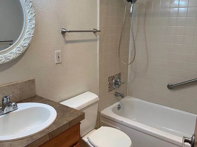 7215 SE Powell Blvd — Photo 10