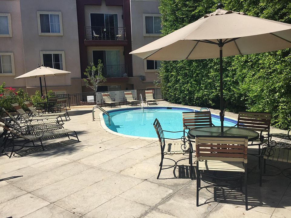 1st image of 1245 McClellan Dr #106