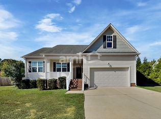 166 Sequoia Dr, Clayton, NC 27527