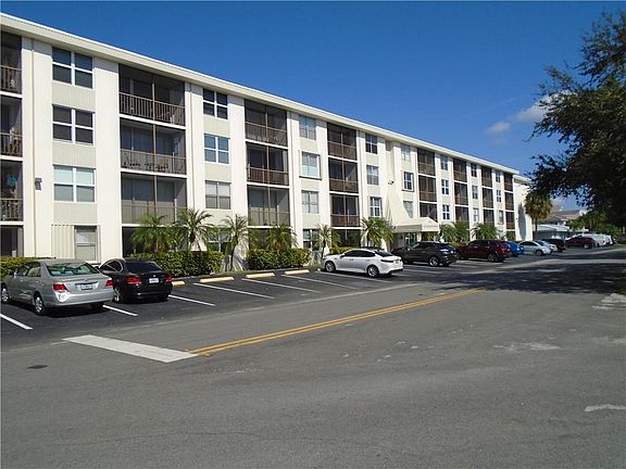 3rd image of 4501 NE 21st Ave #8