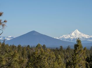 64837 Collins Rd, Bend, OR 97703