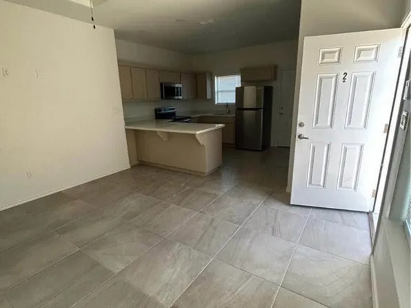 5600 Sandpiper Ave #2, Mission, TX 78573
