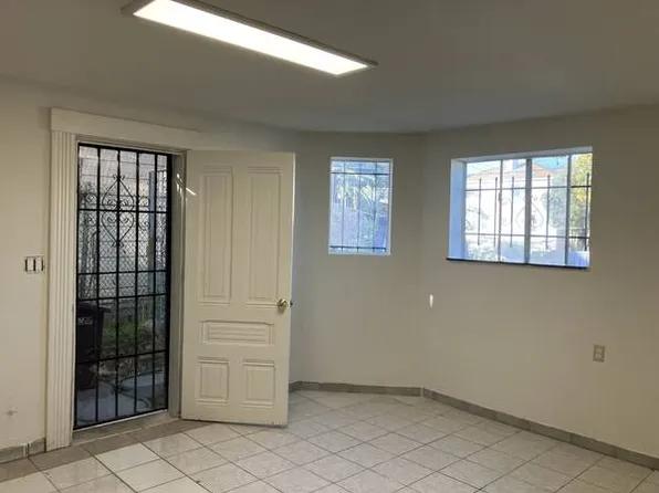 (undisclosed Address), Oakland, CA 94606