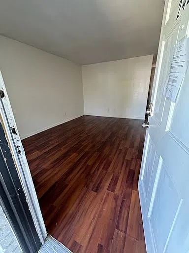 2 bed, 1000 sqft, $1,200 — Photo 4