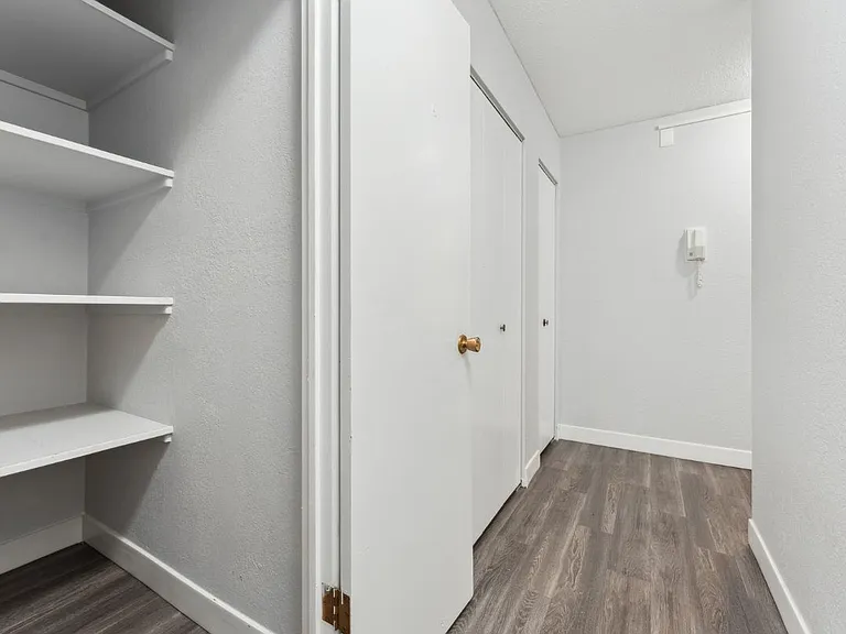 455 Superior St — Photo 7