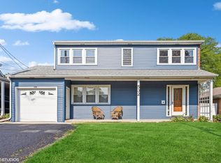 532 S Main St, Lombard, IL 60148