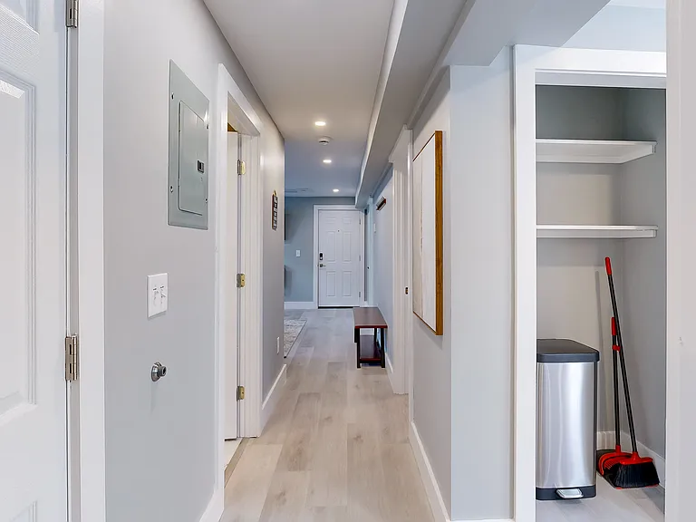 44 Hall St #0 — Photo 19