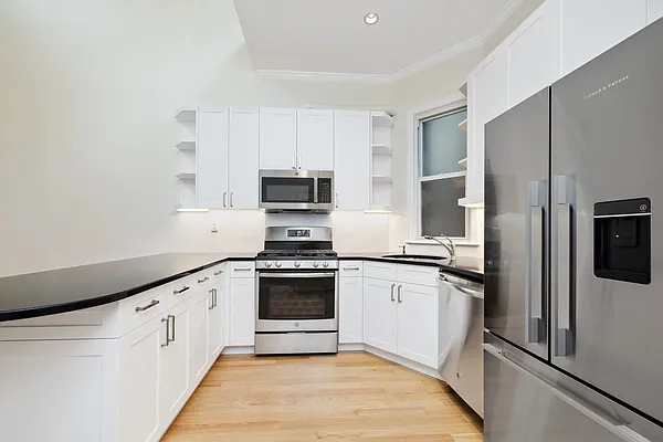 Rented by Olshan Realty | media 3