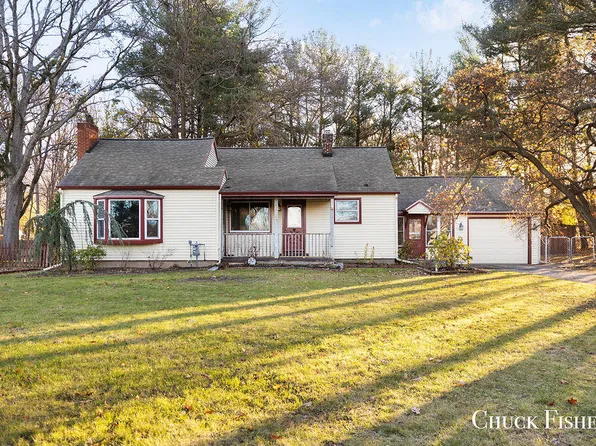 137 N Division Ave, Holland, MI 49424