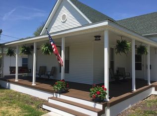 403 W Main St, Oblong, IL 62449
