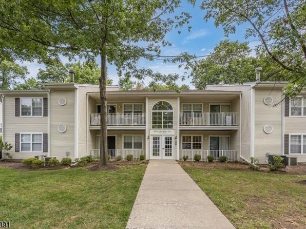 34 Maple Ln #34