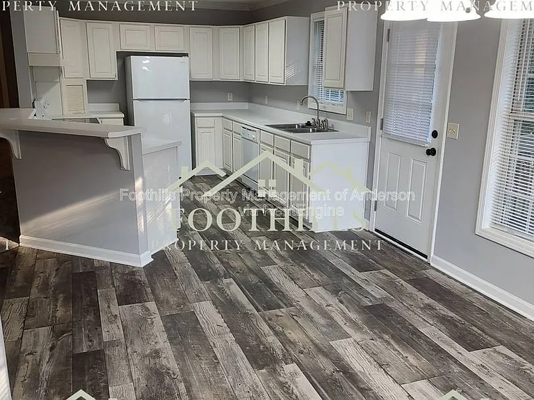 3514B Hopewell Rd — Photo 6