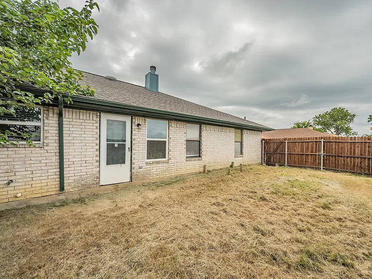 422 Signal Hill Ct N — Photo 23