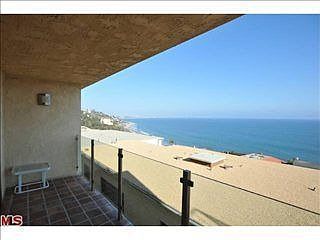3rd image of 18203 Coastline Dr APT 6