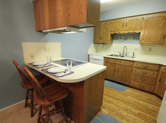 4th image of 44 S 2nd E APT 12