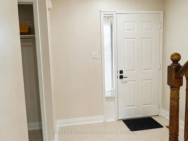 16 Norwood Pl — Photo 3