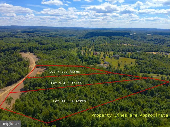 11 Gauley Ridge Rd, Mount Nebo, WV 26679