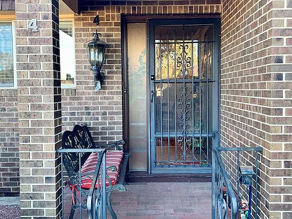 2nd image of 4 Villa Dr