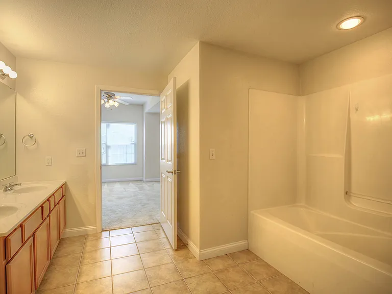 706 Inverness Rd — Photo 27