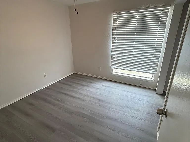 6618 McCullum Rd — Photo 10
