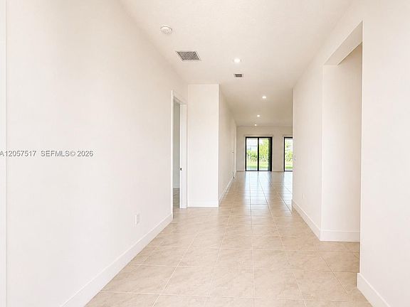 3rd image of 5028 Gambero Way Ave