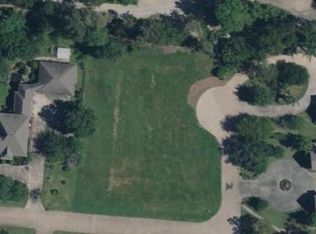 936 Sandy Ct, Morgans Point, TX 77571