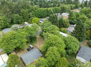 225 E Rain St NE, Ocean Shores, WA