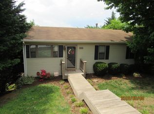 4910 Old Mountain Rd NE, Roanoke, VA 24019