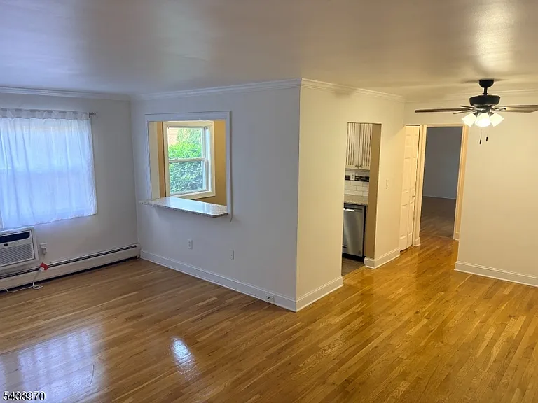25 Hinchman Ave #1A — Photo 2