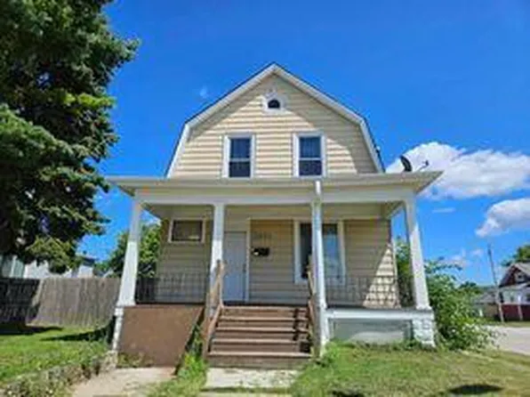 3301 10th AVENUE, Racine, WI 53402