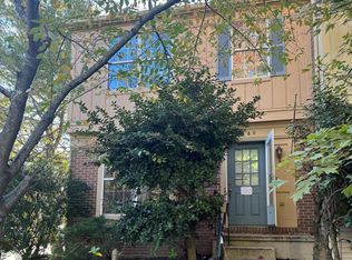 7860 Rebel Walk Dr, Manassas, VA 20109