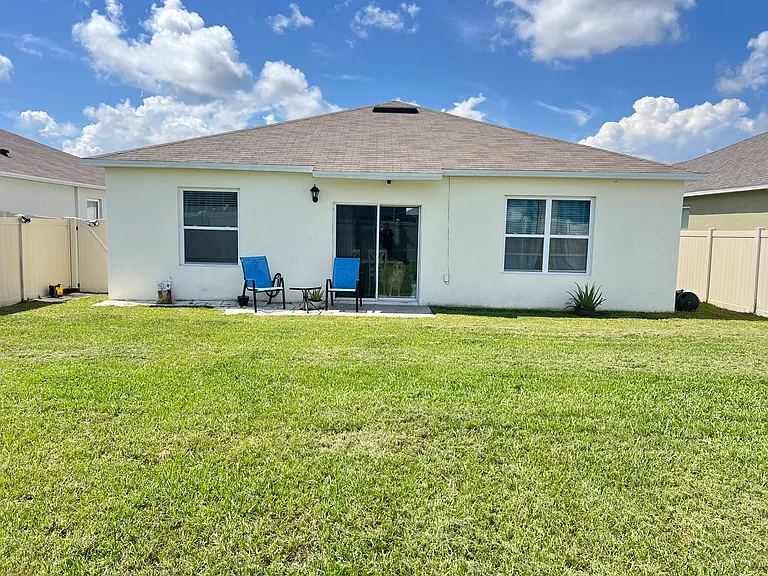187 Emanuelle Dr — Photo 13