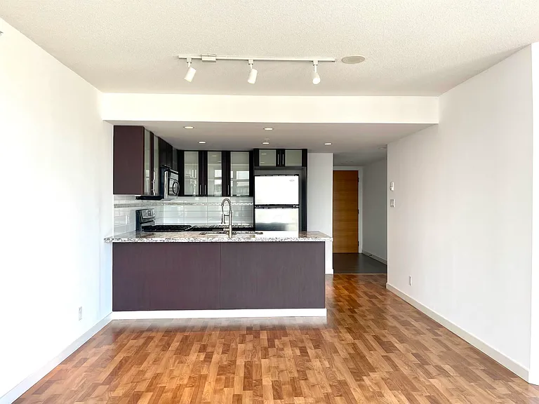 7888 Saba Rd — Photo 4
