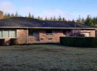 976 Ocean Beach Rd, Hoquiam, WA 98550