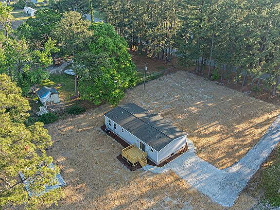 5th image of 671 Clayton Rd