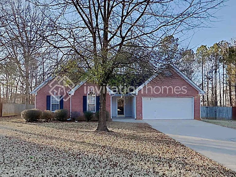 270 Hunters Chase — Photo 1