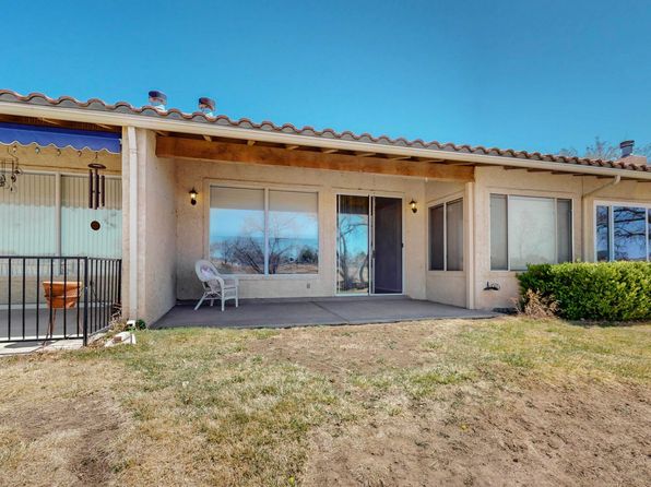 622 Eastlake Dr SE, Rio Rancho, NM 87124