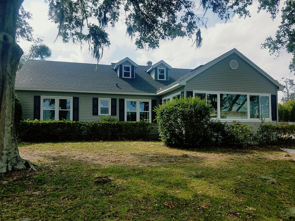 Lake front picture window